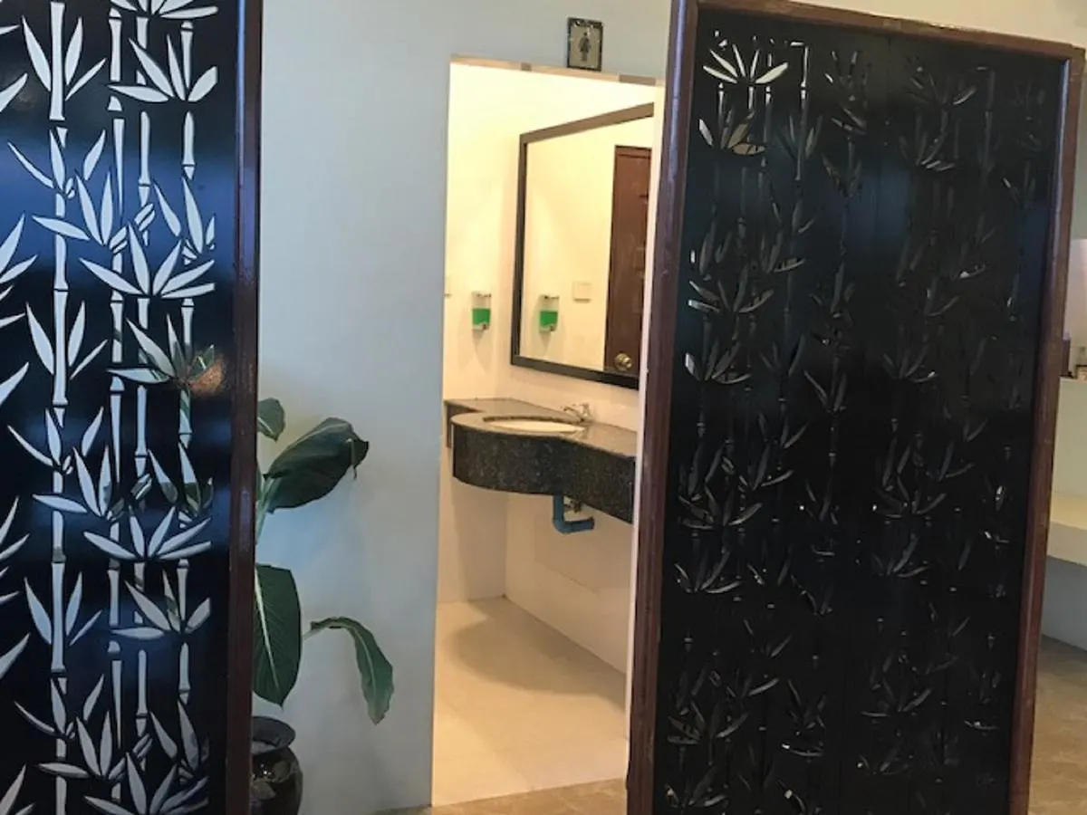 Classic Rose Motel Yangon