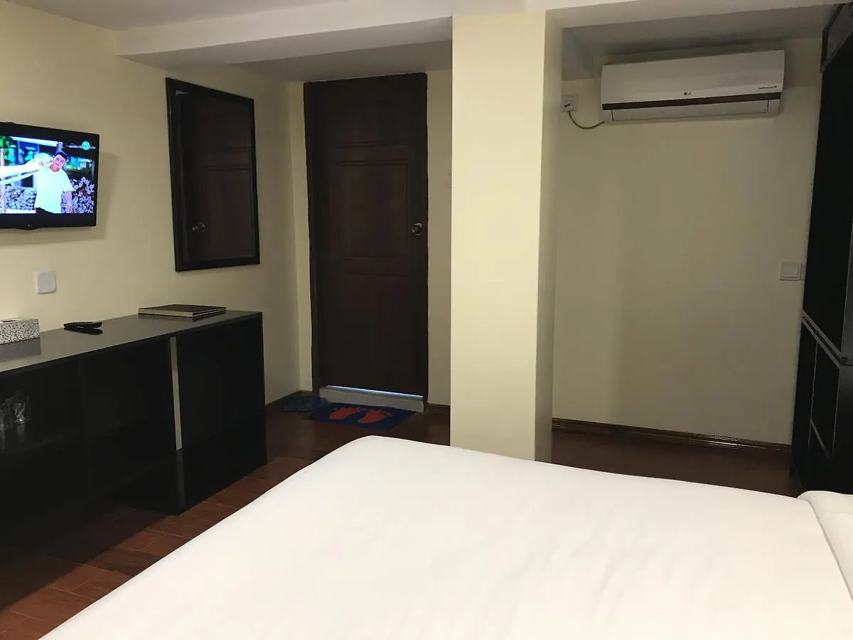Classic Rose Motel Yangon