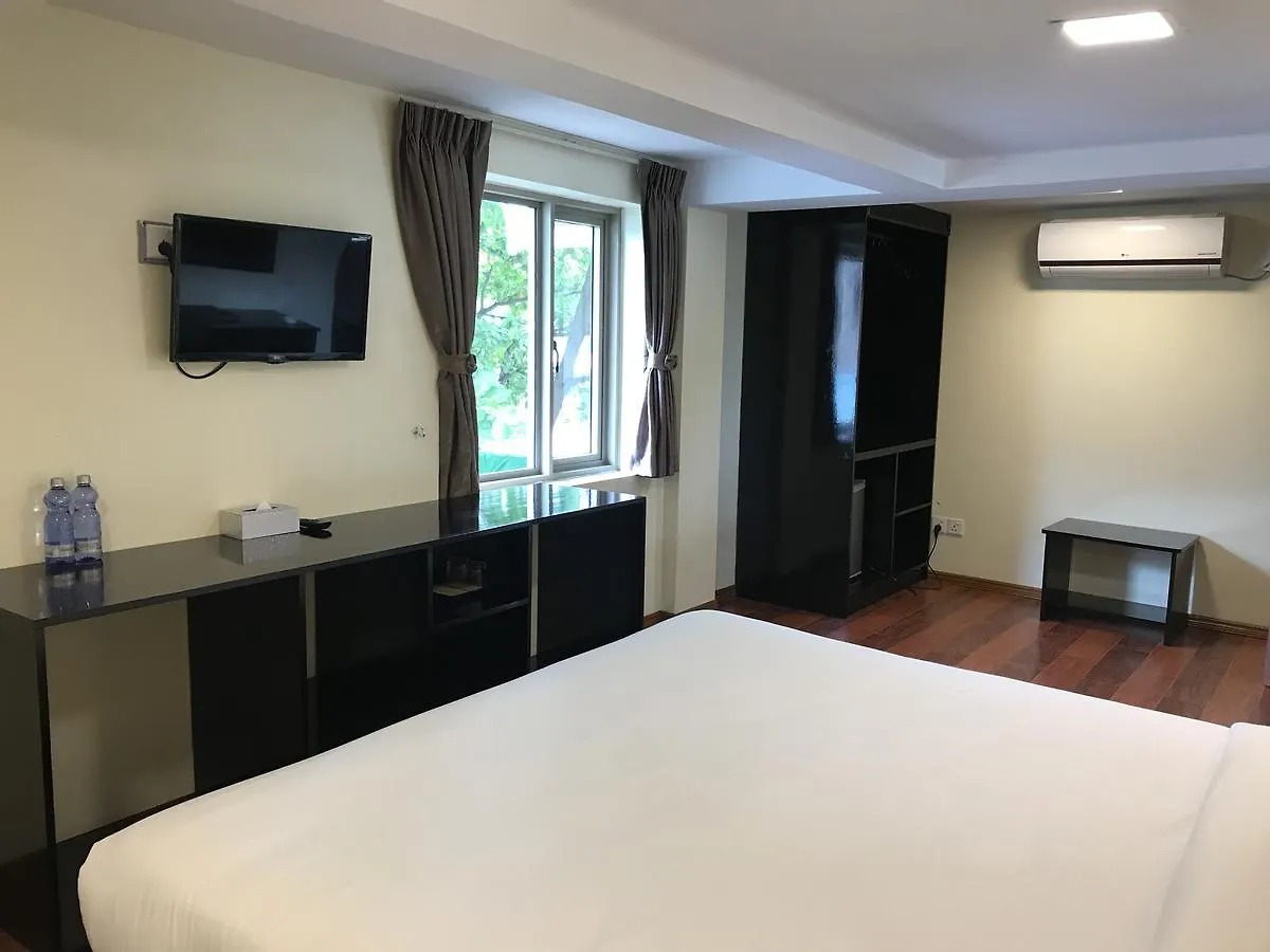 Classic Rose Motel Yangon