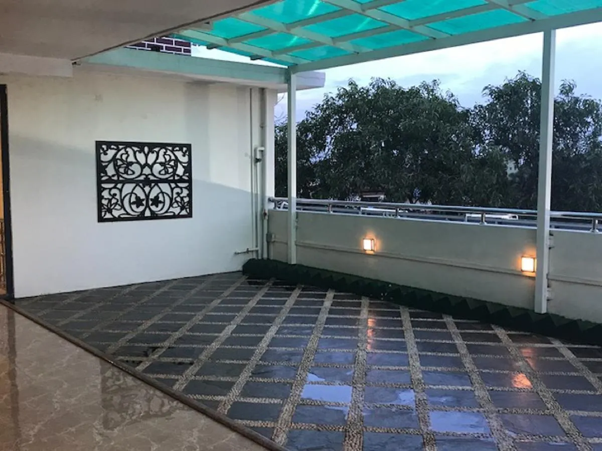 Classic Rose Motel Yangon